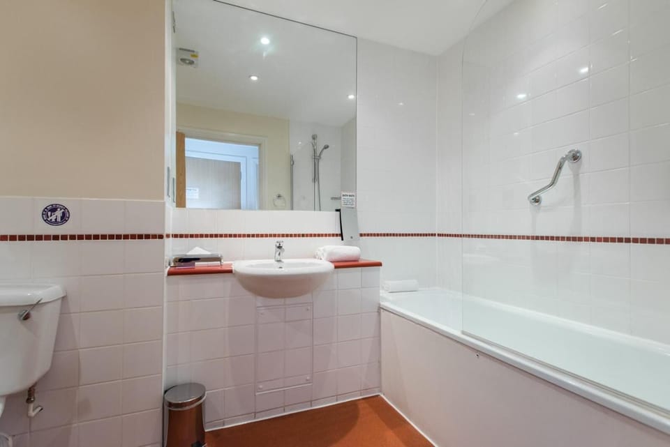 PREMIER SUITES Bristol Redcliffe Apartment hotel in Bristol