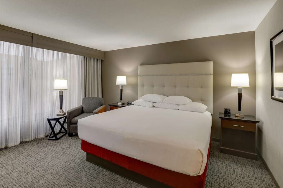 Pillowtop beds, desk, laptop workspace, blackout drapes