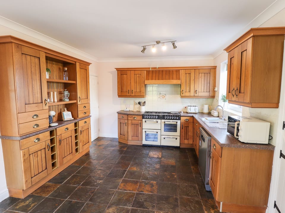 Fridge, dishwasher, electric kettle, toaster