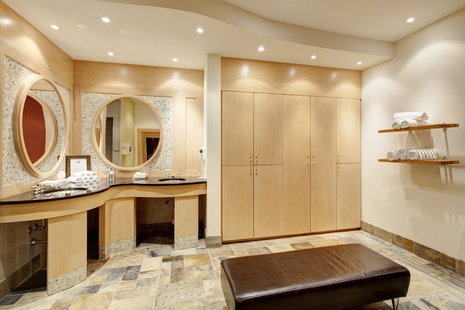 Outdoor treatment areas, steam room, body treatments, hot stone massages