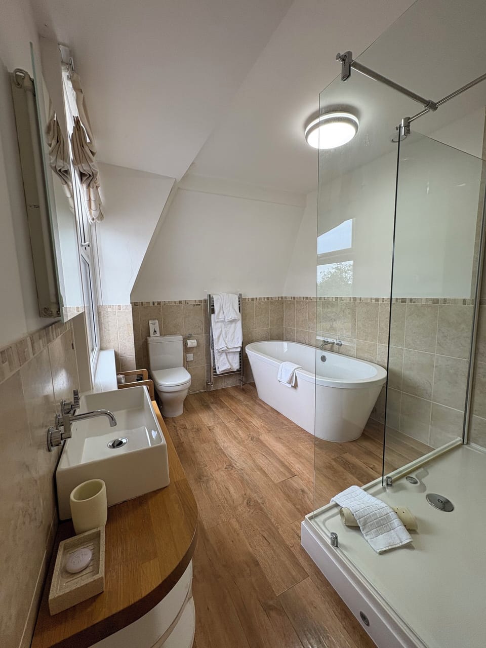 Deluxe Double or Twin Room | Premium bedding, desk, blackout drapes, free WiFi