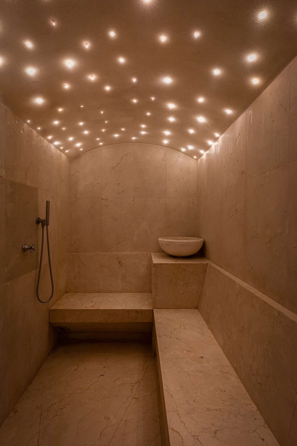 Couples treatment rooms, sauna, steam room, Turkish bath