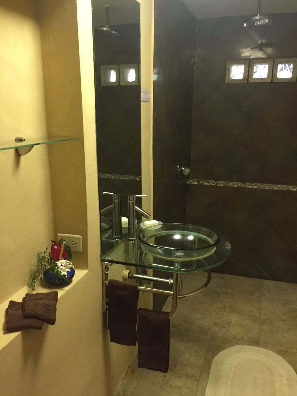 Exclusive Room | Bathroom | Shower, rainfall showerhead, towels, soap