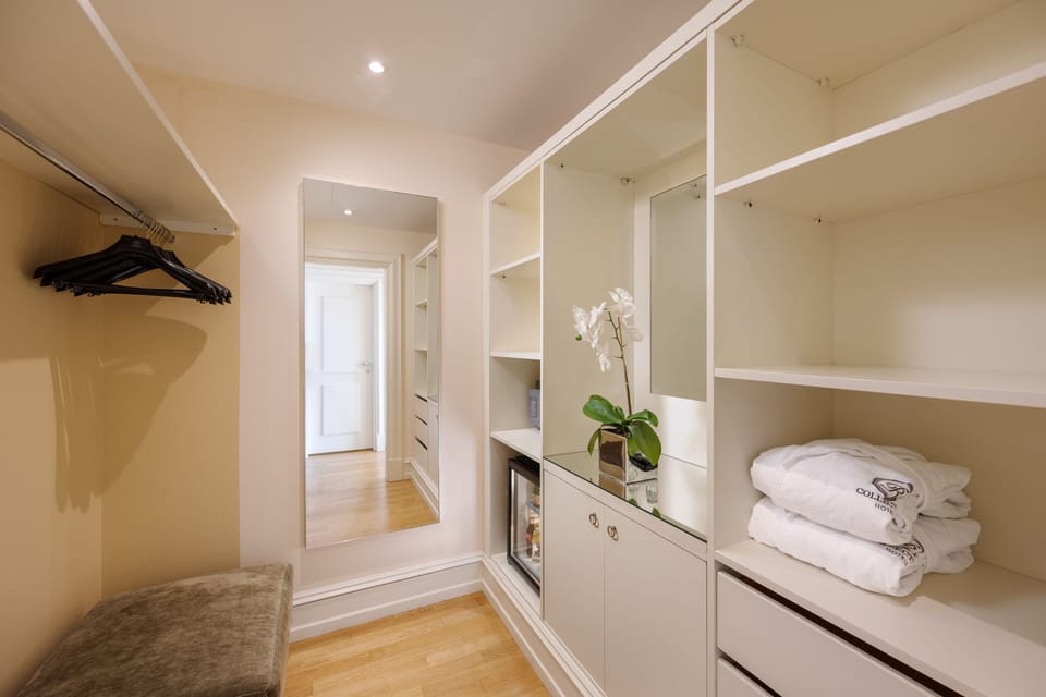 Free minibar items, in-room safe, desk, blackout drapes