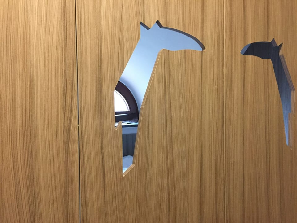 Cottage, Kitchen (TYP A) | Living area | 32-inch flat-screen TV with digital channels, TV, toys