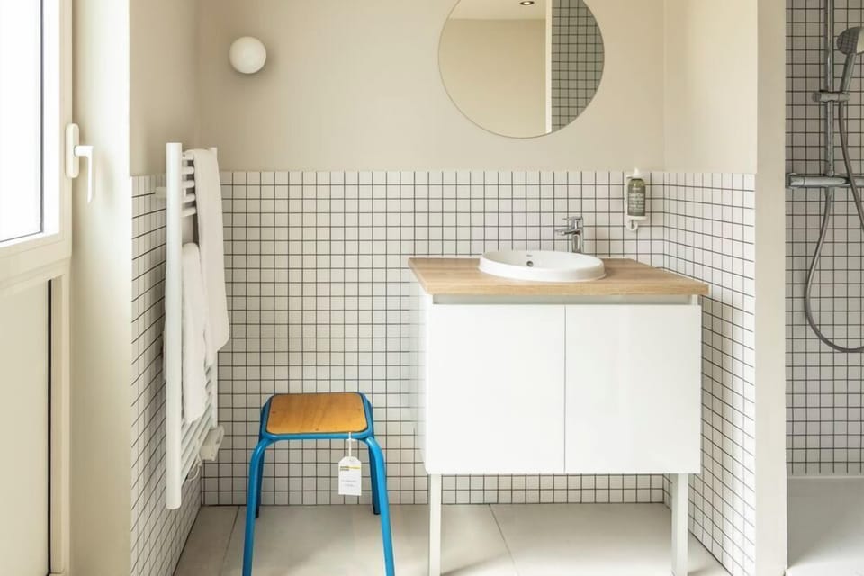 Junior Suite, 1 Double Bed, Terrace | Bathroom | Shower, hair dryer, towels