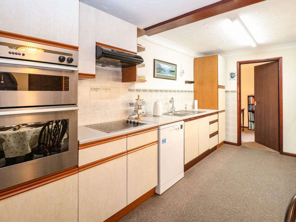Fridge, dishwasher, electric kettle, toaster