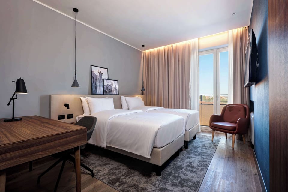 Standard Room, Non Smoking | Premium bedding, down comforters, minibar, in-room safe