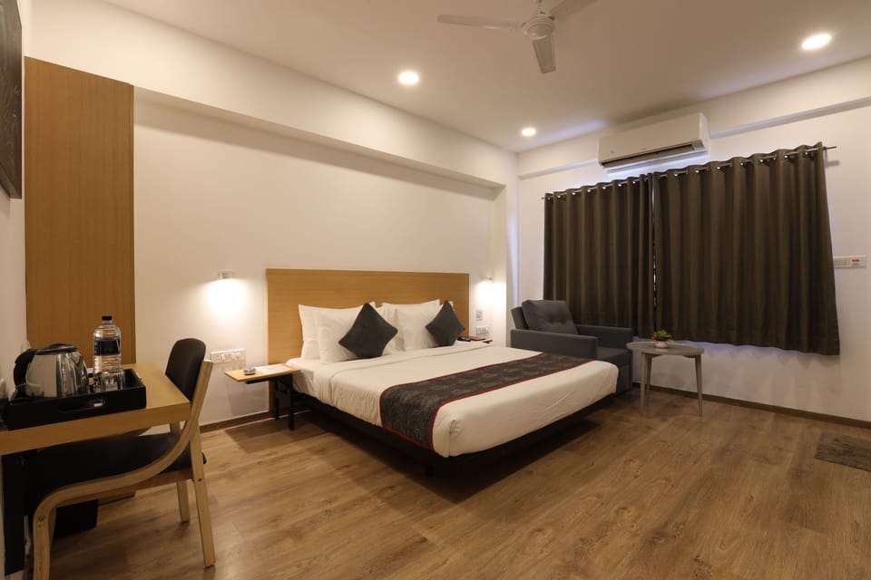Deluxe Room | Free WiFi, bed sheets
