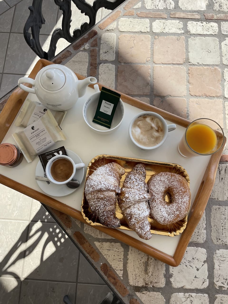 Free daily cooked-to-order breakfast