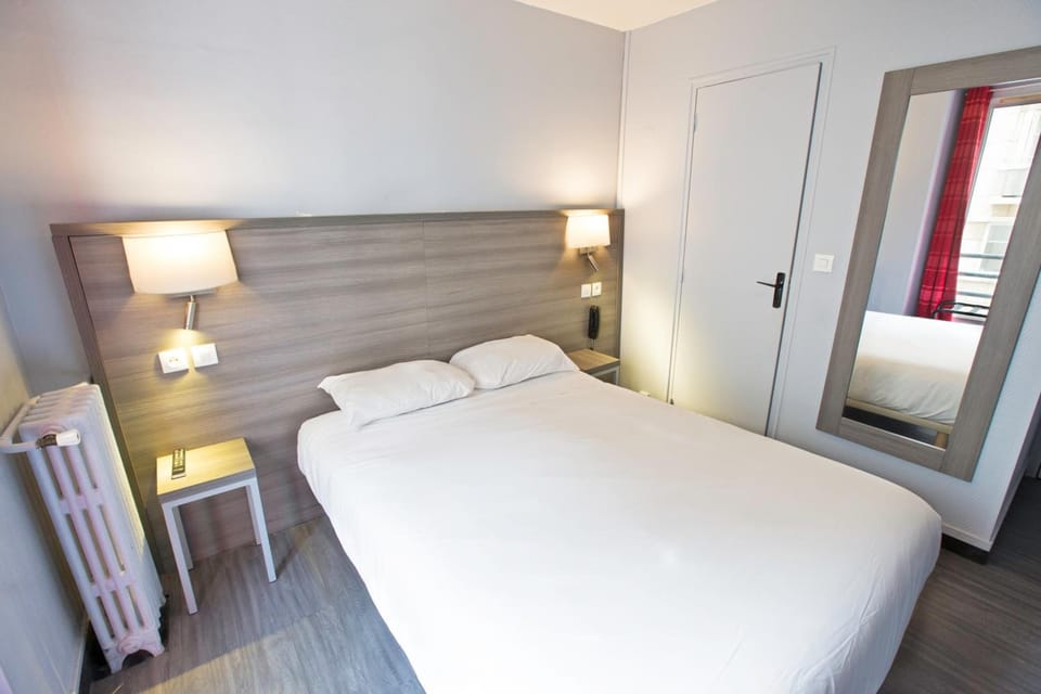 Double Room | Free WiFi, bed sheets, wheelchair access