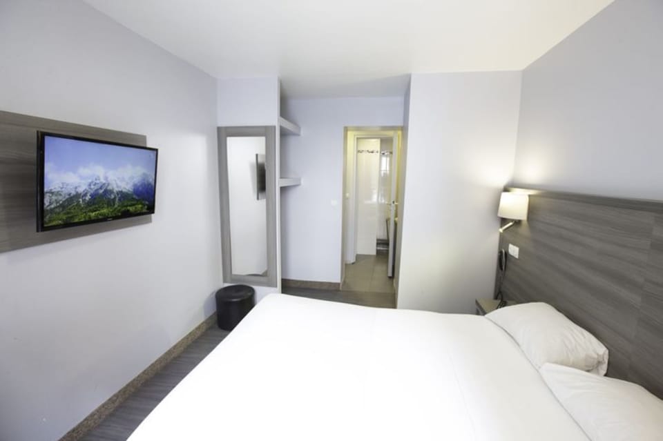 Twin Room | Free WiFi, bed sheets, wheelchair access