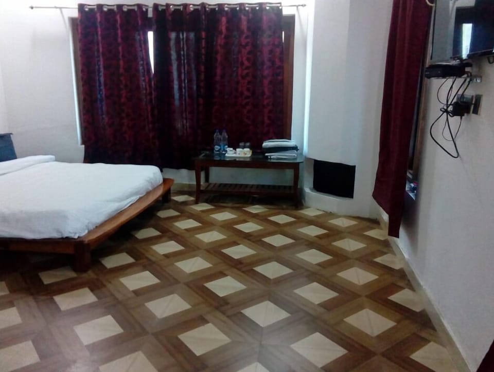 Deluxe Double Room | Living area