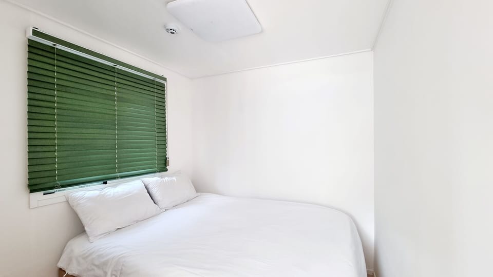 Basic Double Room (2) | Free WiFi