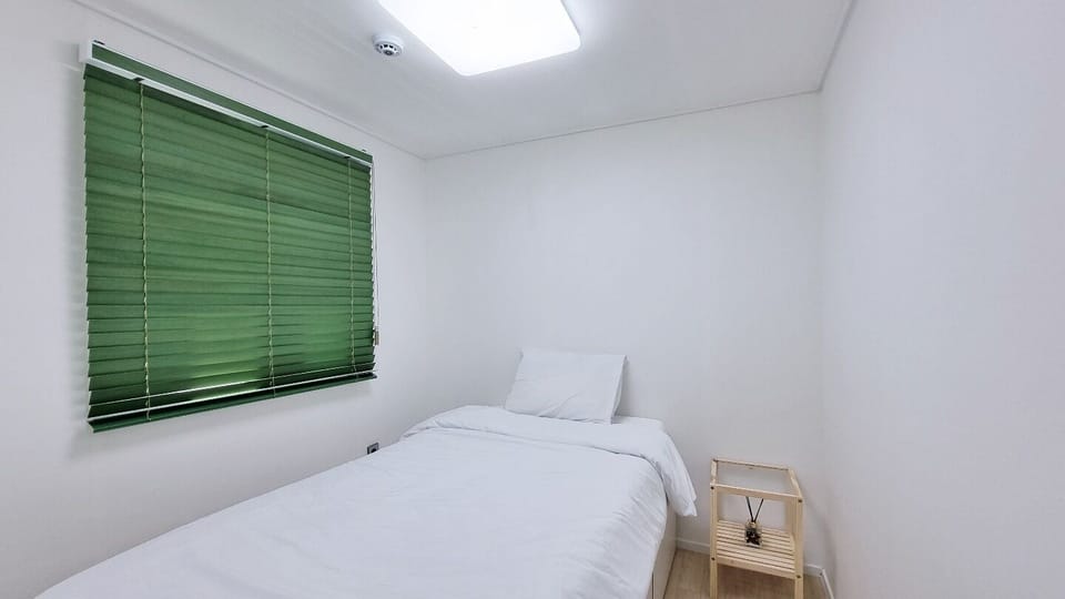 Basic Double Room (2) | Free WiFi