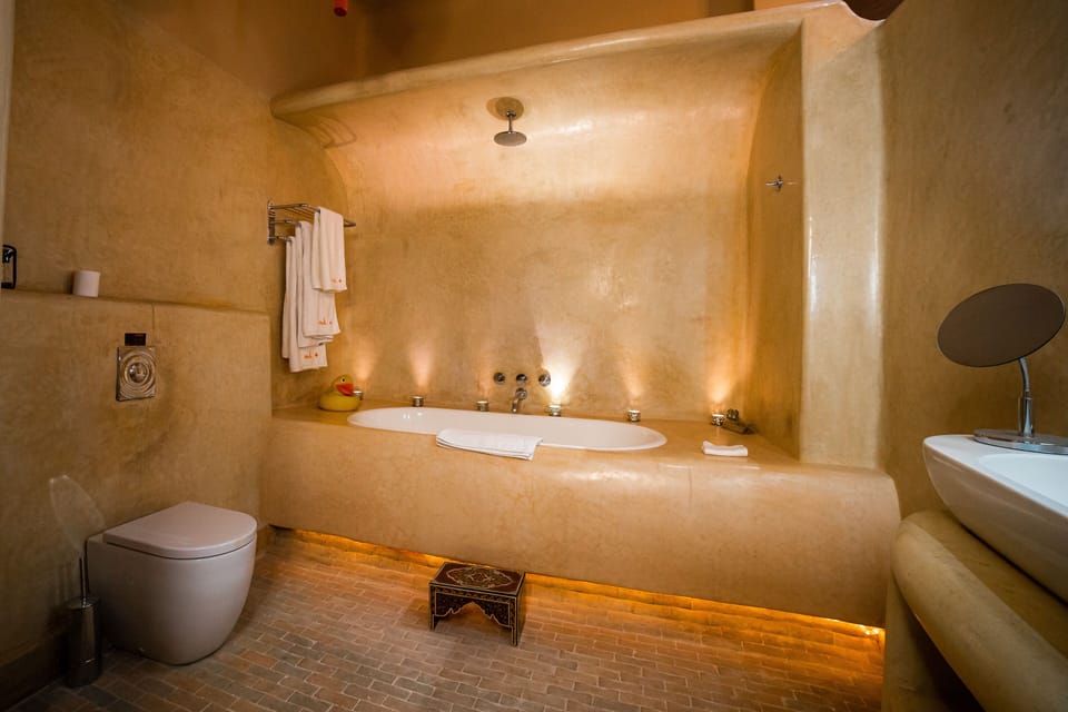 Signature Double Room | Bathroom