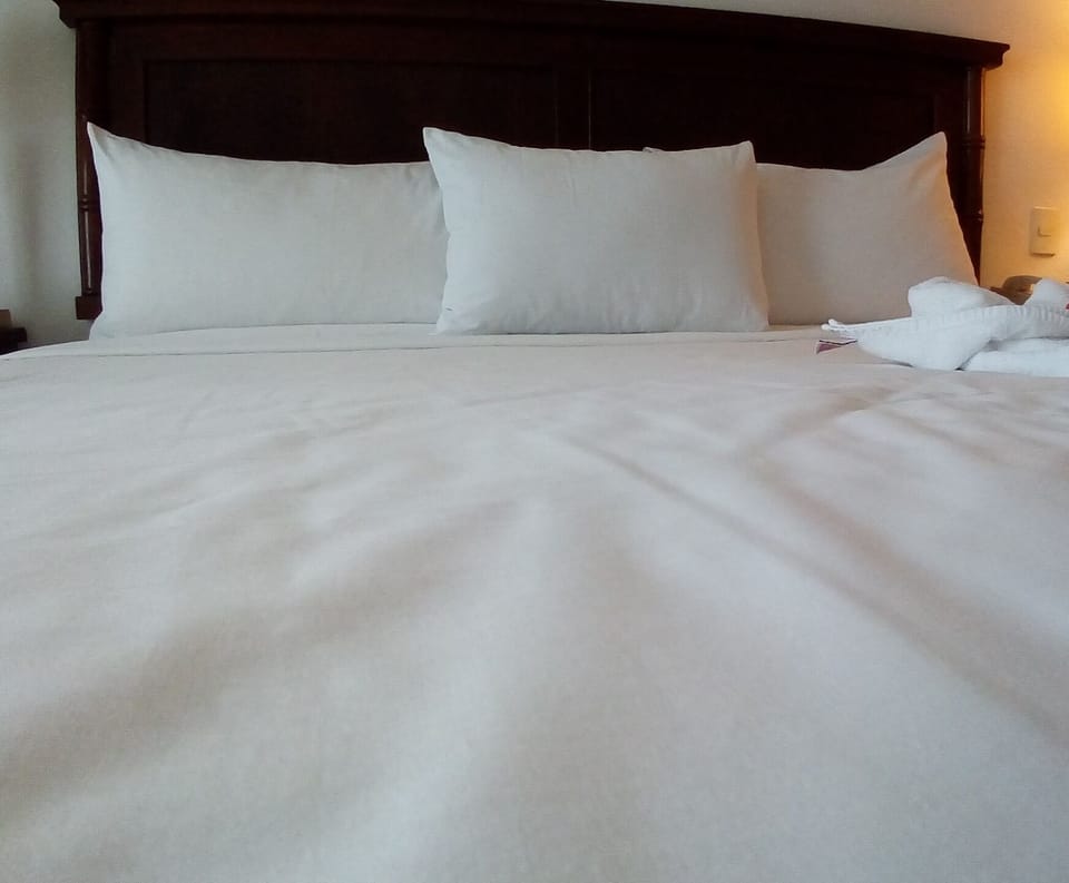 Family Condo | 3 bedrooms, free WiFi, bed sheets