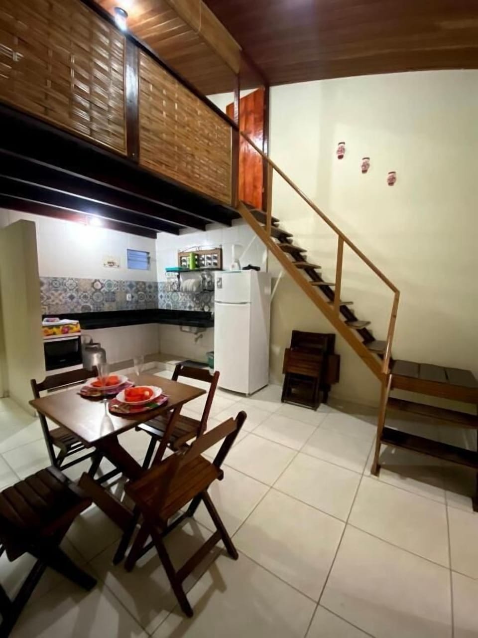Family Apartment | Private kitchen | Fridge, cookware/dishes/utensils, dining tables
