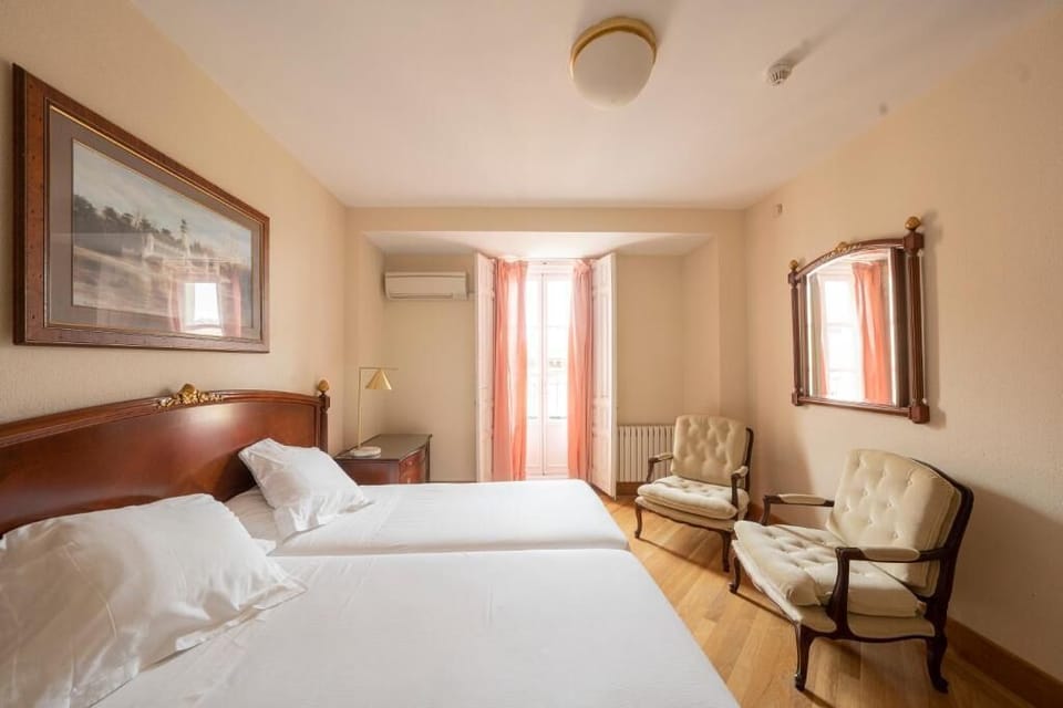 Hotel Miranda & Suizo Hotel in San Lorenzo de El Escorial