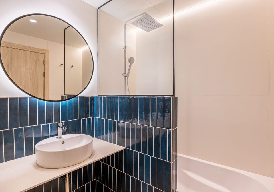 Free toiletries, hair dryer, bidet, towels