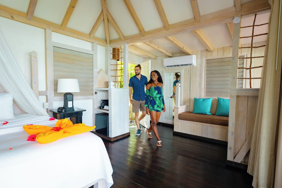 Panoramic Suite, Private Pool, Oceanfront | Egyptian cotton sheets, premium bedding, in-room safe, blackout drapes