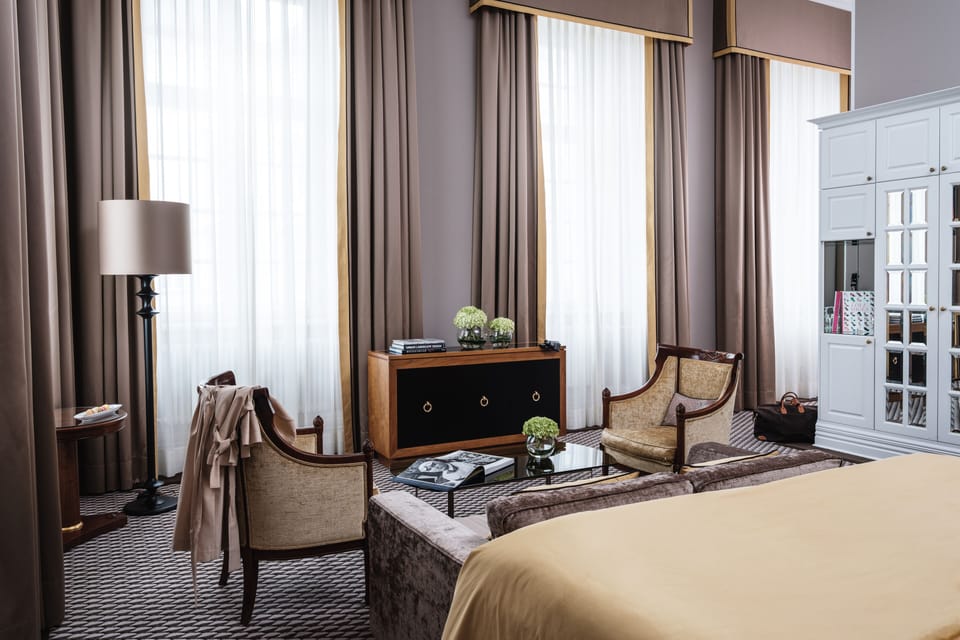 Junior Suite Deluxe | Frette Italian sheets, premium bedding, free minibar, in-room safe