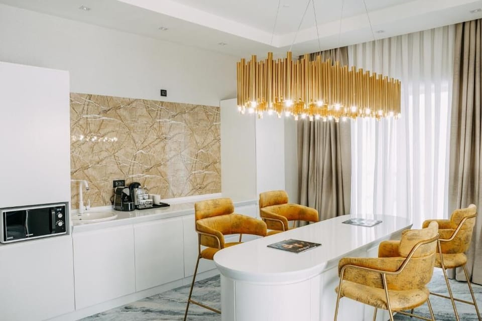 Luxury Suite | Private kitchen