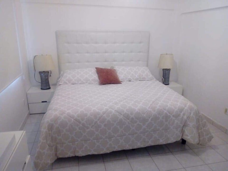 Comfort Condo | Bathroom