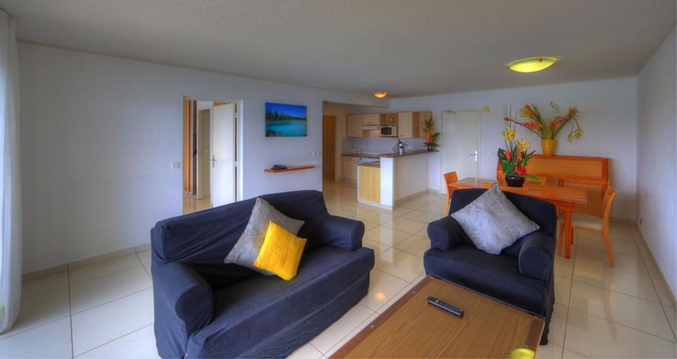 Classic Apartment, 1 Bedroom | In-room safe, desk, blackout drapes, soundproofing