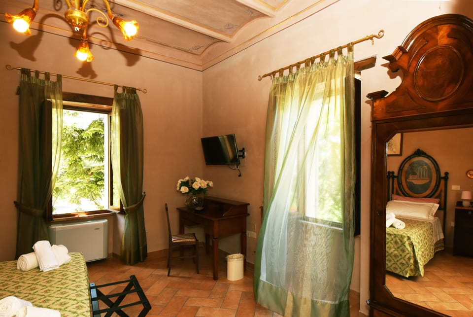 Panoramic Room | Egyptian cotton sheets, premium bedding, down comforters, in-room safe