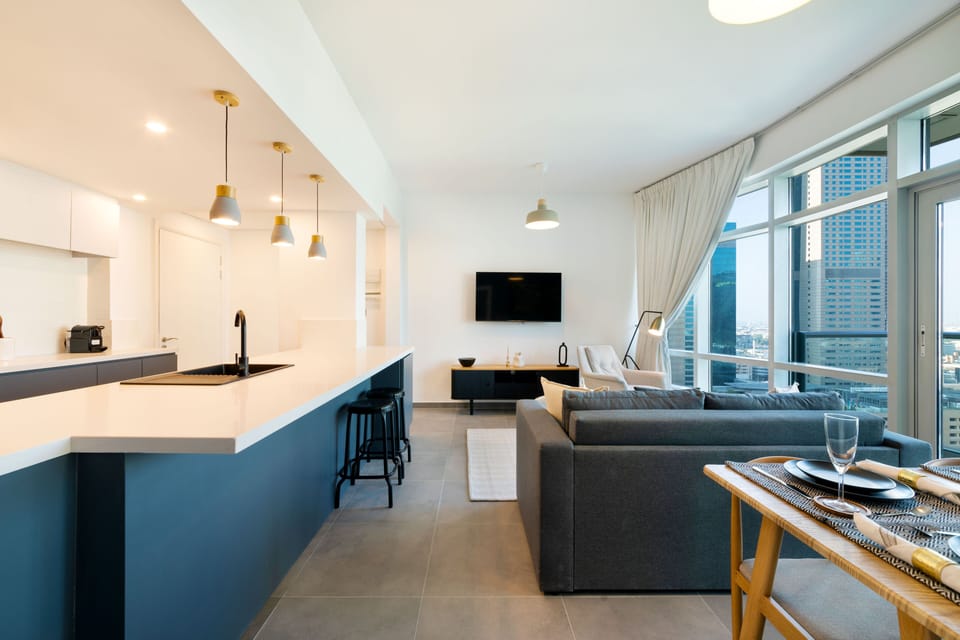 Apartment, 1 Bedroom, City View | Dining room