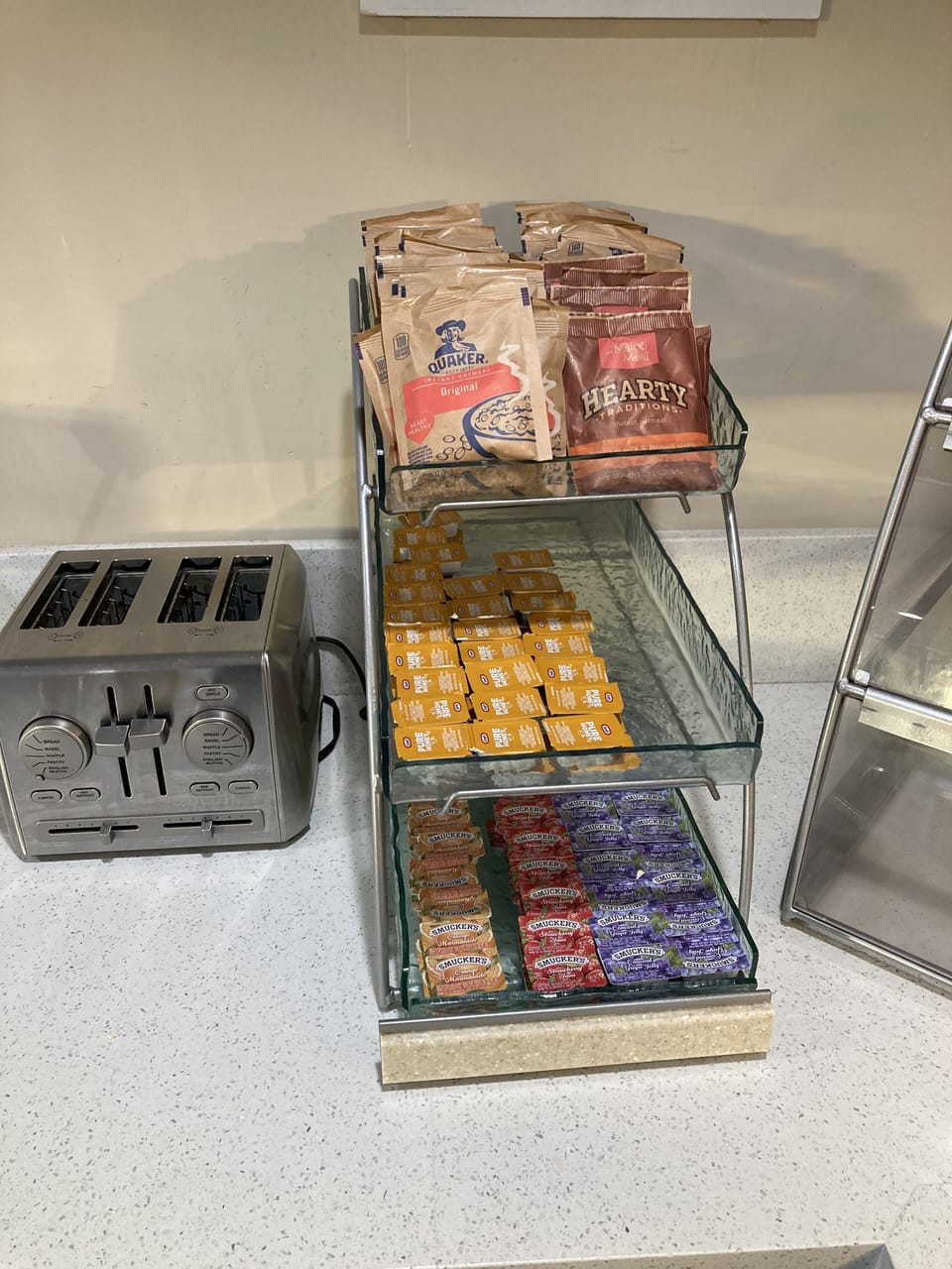 Free daily continental breakfast