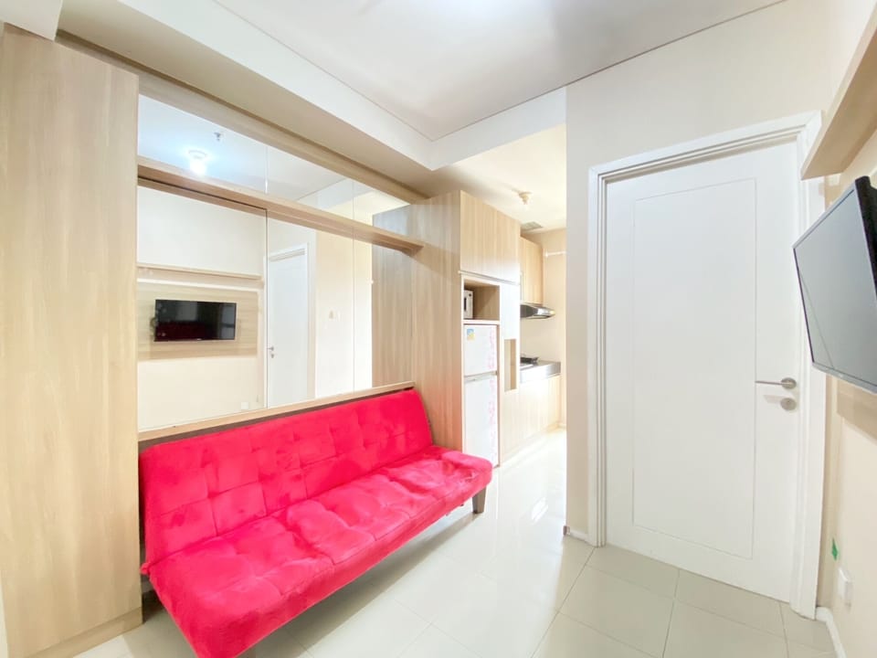 Apartment, 1 Bedroom | Living area | TV