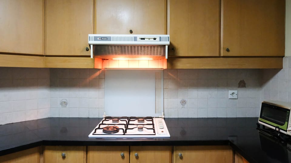 Apartment, 2 Bedrooms | Private kitchen | Fridge, stovetop, cookware/dishes/utensils, dining tables