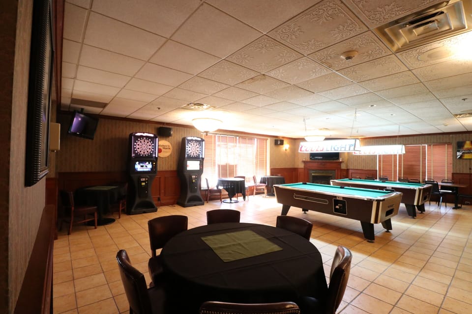 Hotel Mead Resorts & Conventions Center Hotel in Wisconsin Rapids