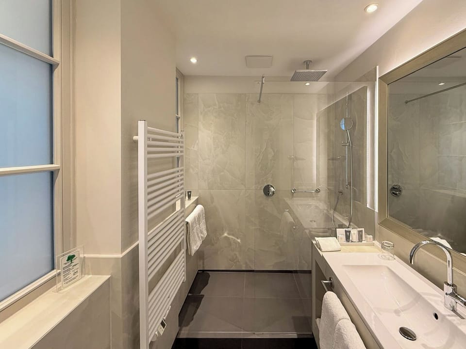 Comfort Double Room | Bathroom | Shower, hair dryer, bathrobes, slippers
