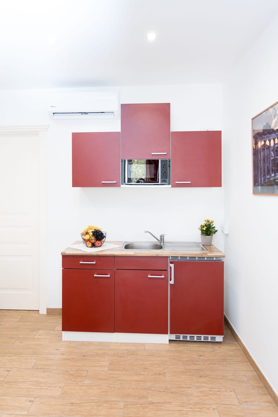 Mini-fridge, microwave, espresso maker, coffee/tea maker