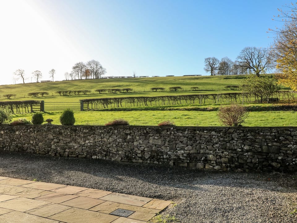 Lower Cowden Farm Cottage in High Peak District