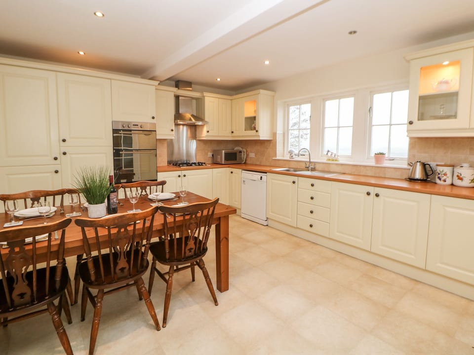 Fridge, dishwasher, electric kettle, toaster