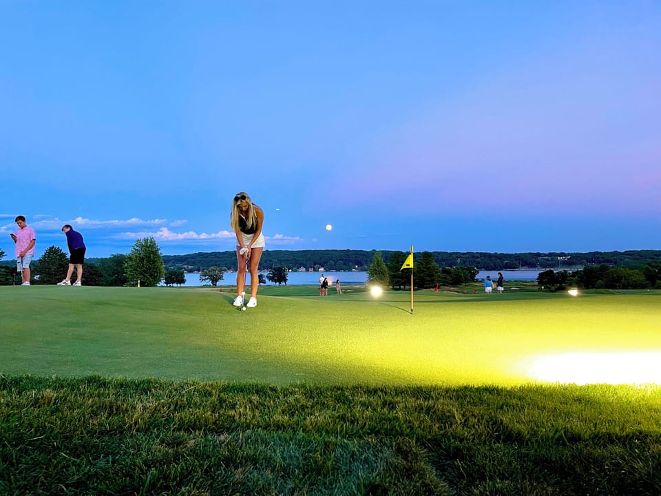 Mini-golf