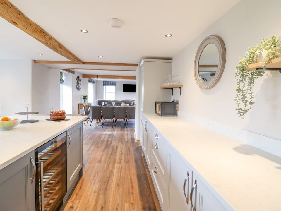 Fridge, dishwasher, electric kettle, toaster