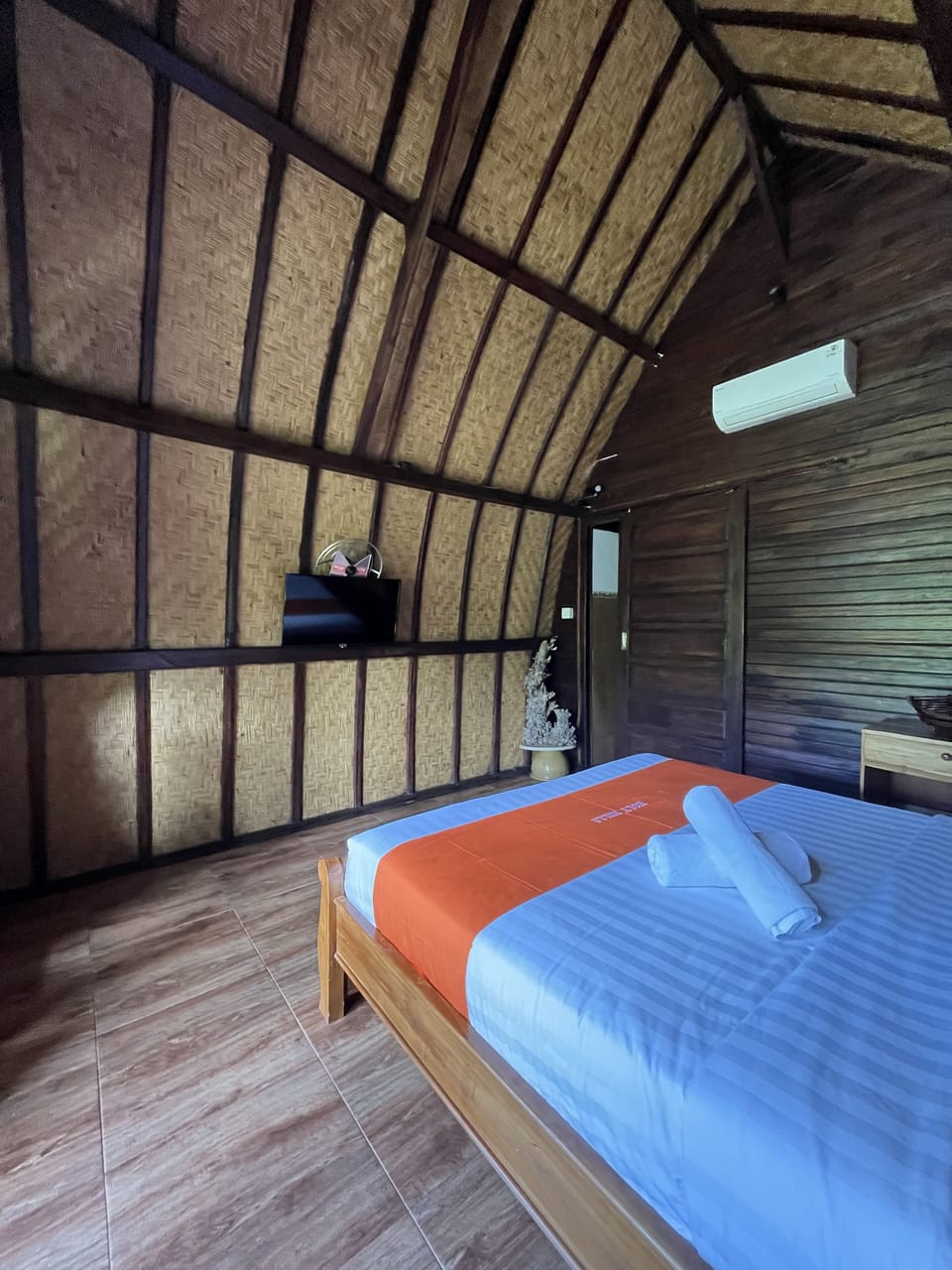 Deluxe Cottage | 1 bedroom, hypo-allergenic bedding, free WiFi