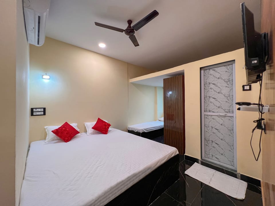 Family Suite | Soundproofing, bed sheets
