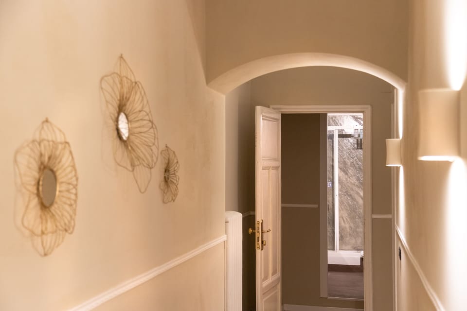 Family Triple Room | Desk, soundproofing, free WiFi, bed sheets