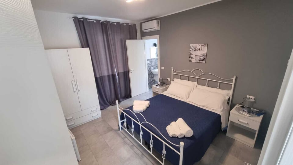 Standard Room, 1 Double Bed | Bed sheets