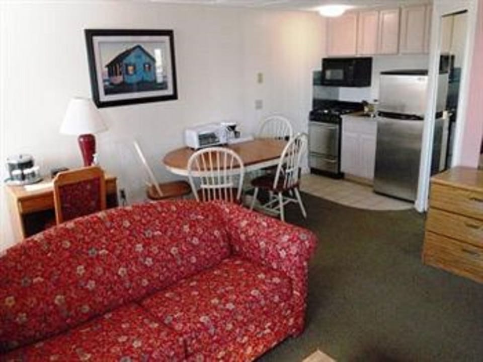 Microwave, coffee/tea maker