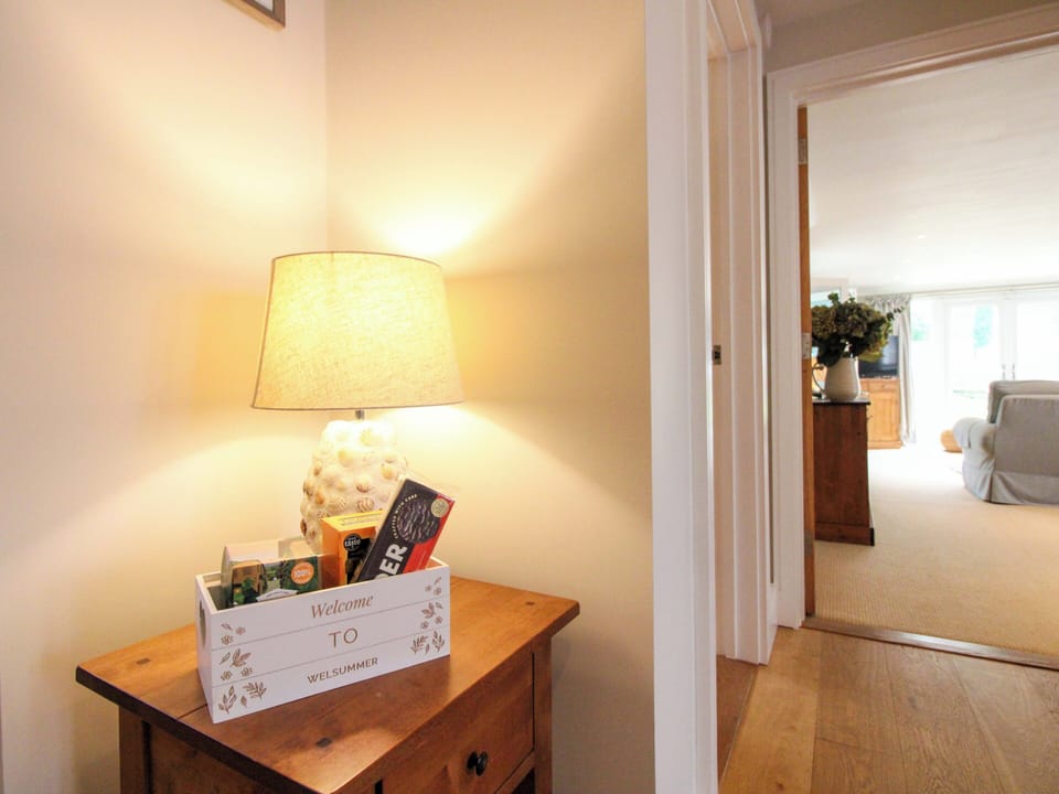 Cottage | Interior