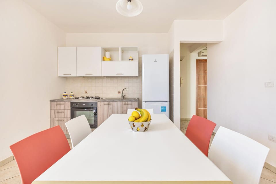Apartment | Dining