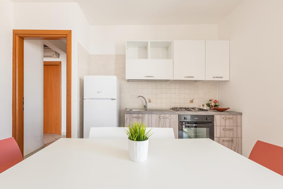 Apartment | Dining room