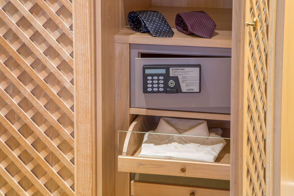 Suite, 1 King Bed, Smoking (Living Room;Larger Room;with Sofabed) | Minibar, in-room safe, individually furnished, desk